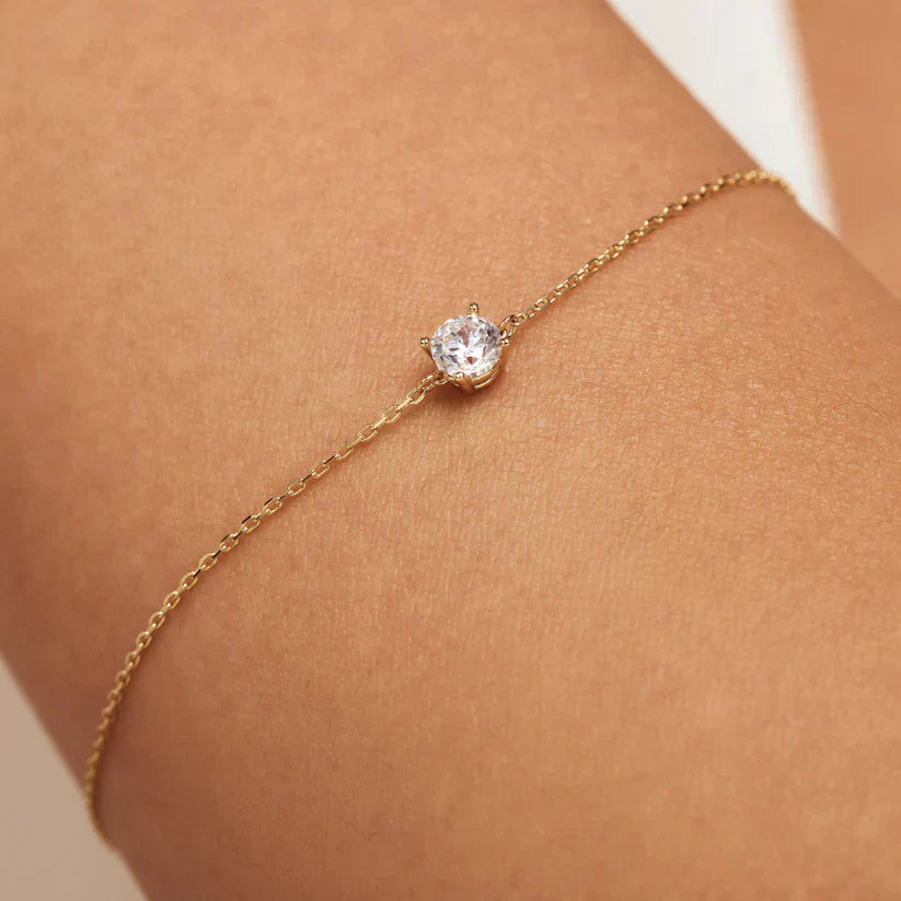 Clara | Bracelet with Moissanite Stones in 14k Gold
